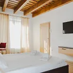 Casa Nicolae Luxury Suites